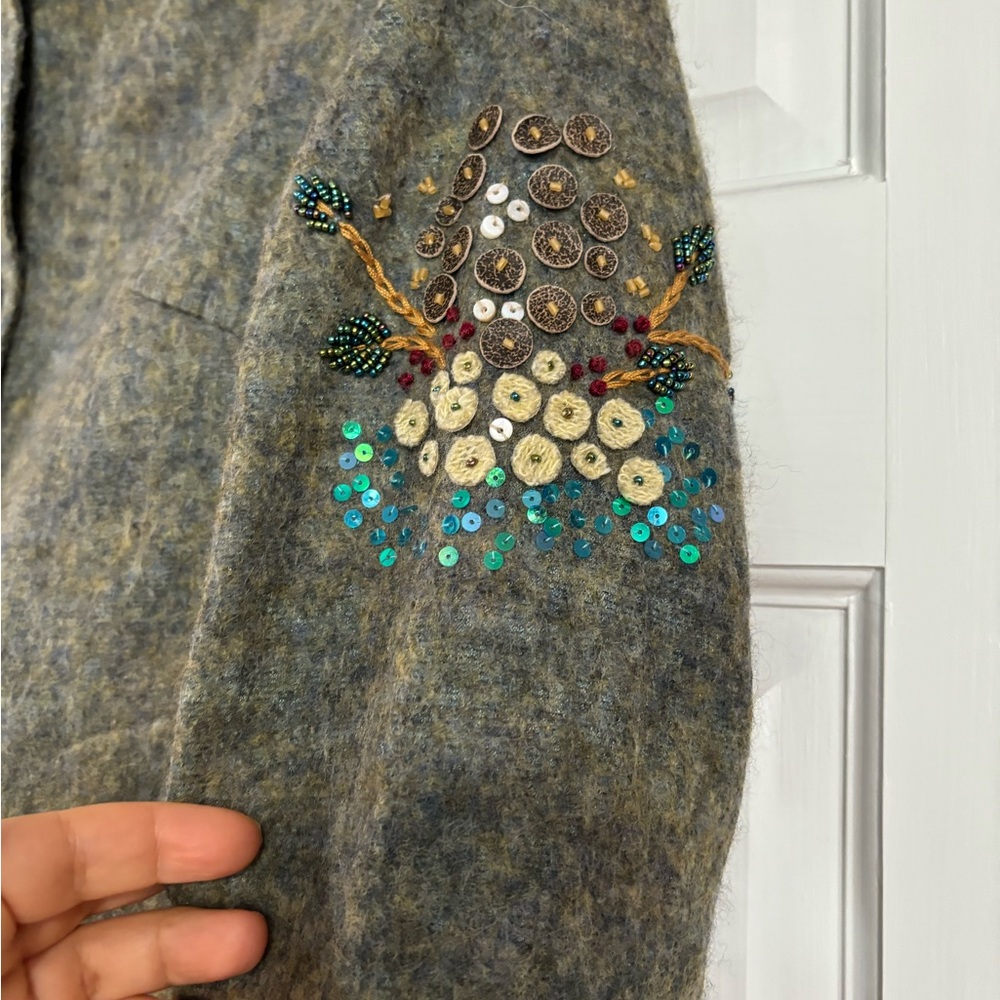 Green jacket - Picture 6 of 16